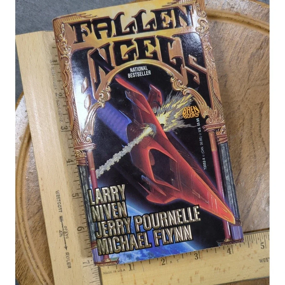 Fallen Angels Larry Niven Jerry Pournelle Baen Books 1st Printing 1991 VTG‎ PB